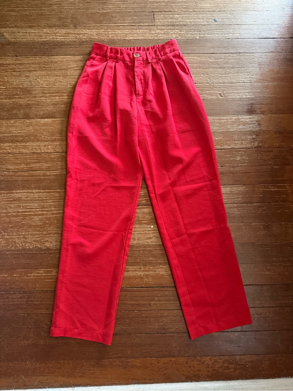 Lulu’s High-Waist Pleated Red Straight Leg Trousers Size XS